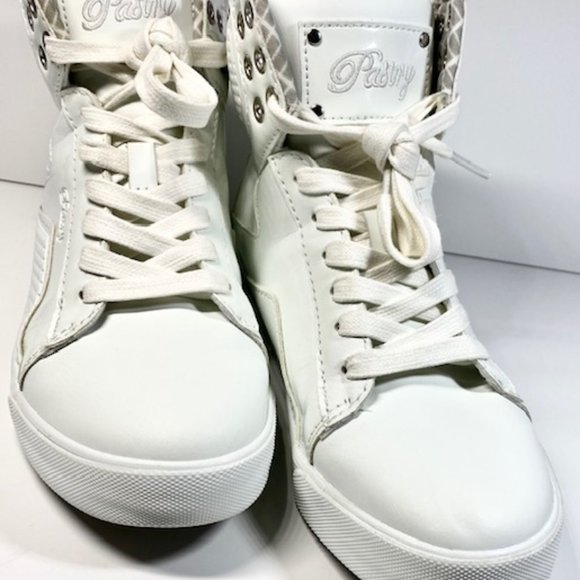 PASTRY POP TART GRID DANCE SNEAKER US SZ 6 - Picture 2 of 8